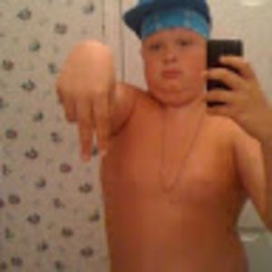 Meet your Posher, Tye